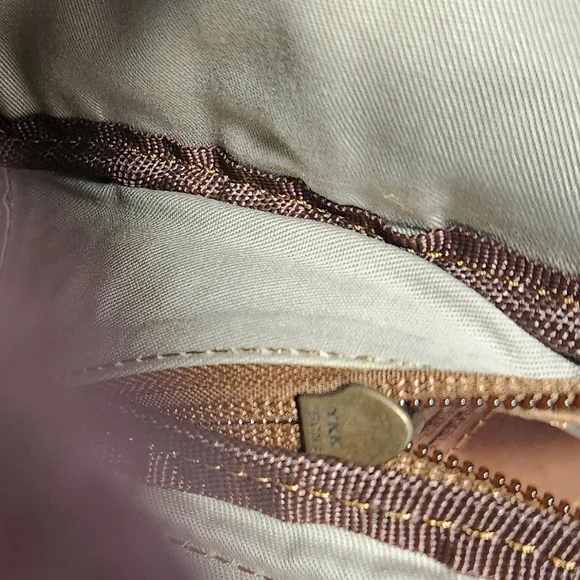 Bellvari Brown Leather Backpack - Picture 10 of 13